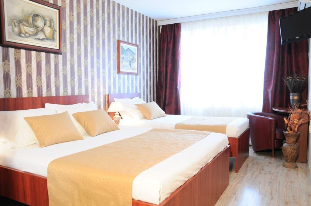 Hotel Royal Skopje Room photo